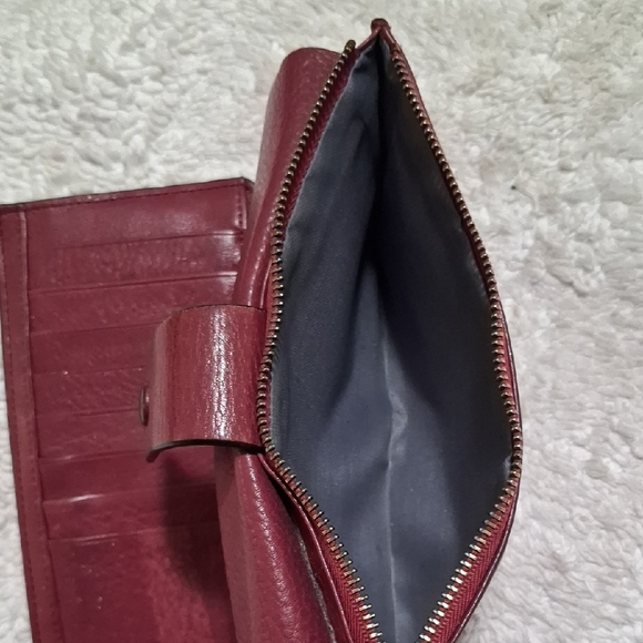 Burgundy Leather Wallet - Picture 7 of 8